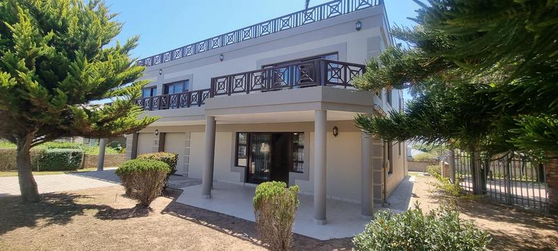 4 Bedroom Property for Sale in Reebok Western Cape